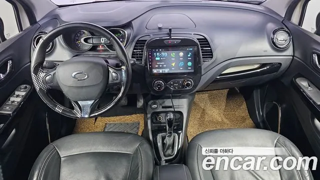 Renault Korea QM3 — интерьер