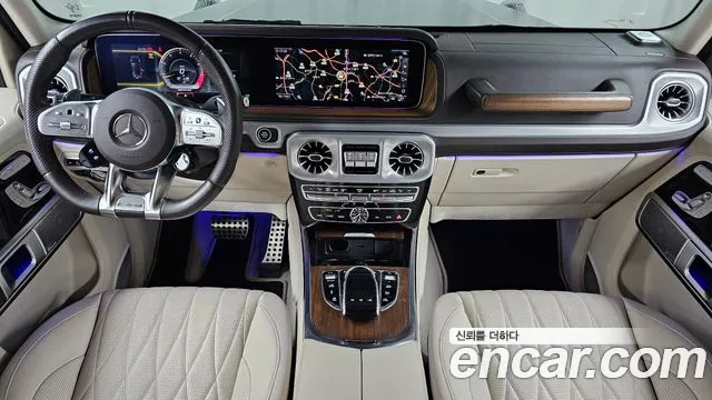 Mercedes-Benz G-класс — интерьер