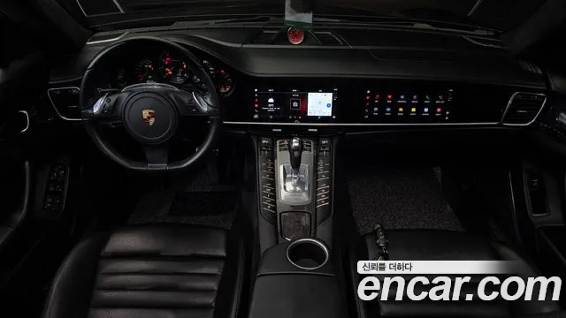 Porsche Panamera — интерьер