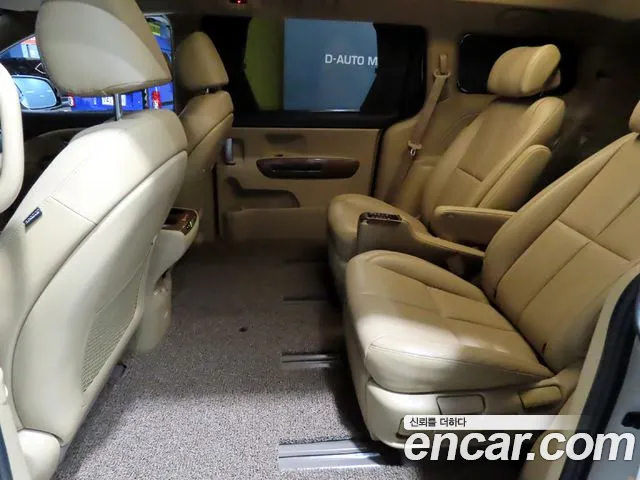 Kia Carnival — интерьер