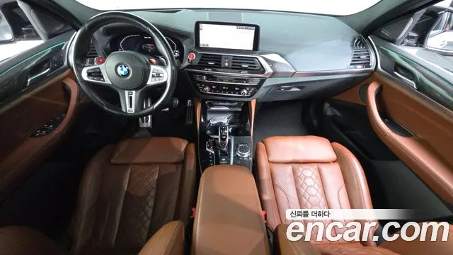 BMW X4M — интерьер