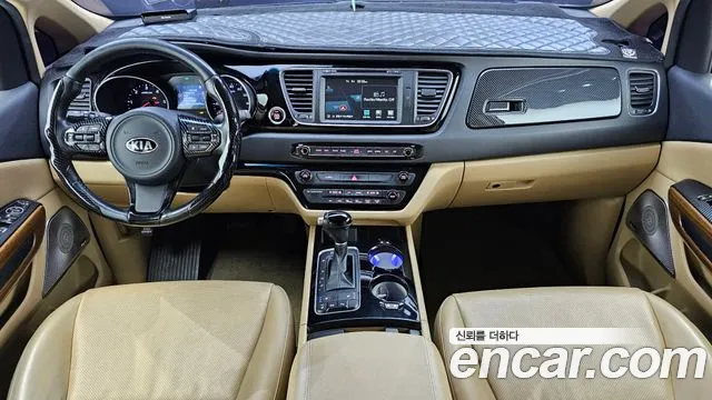 Kia Carnival — интерьер
