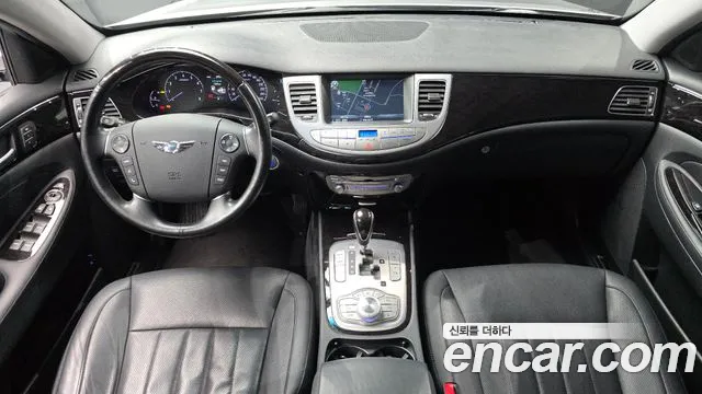 Hyundai Genesis — интерьер