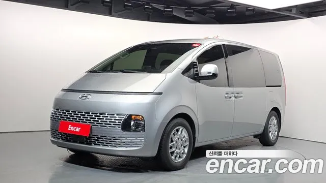 Hyundai Staria