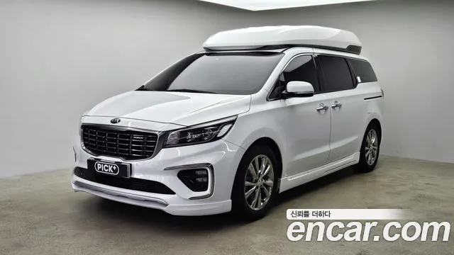 Kia Carnival — экстерьер