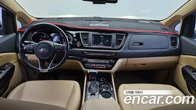 Kia Carnival — интерьер