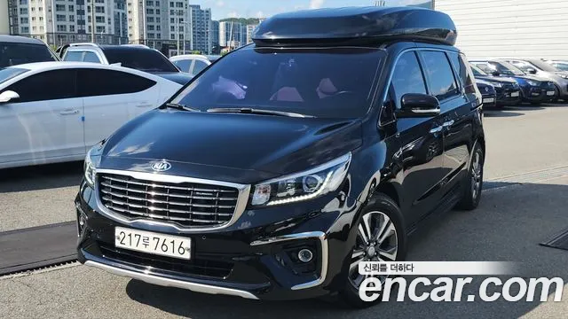 Kia Carnival — экстерьер