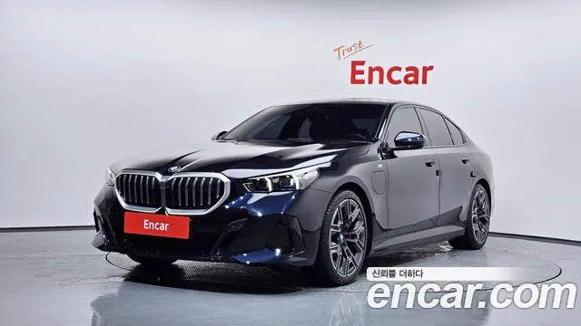 BMW 5 серия — экстерьер