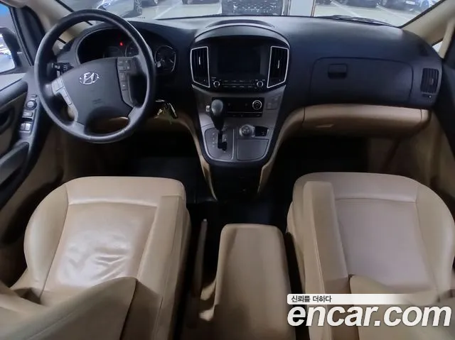 Hyundai Starex — интерьер