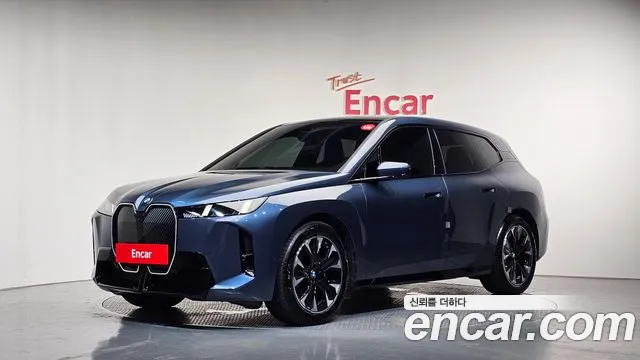 BMW iX