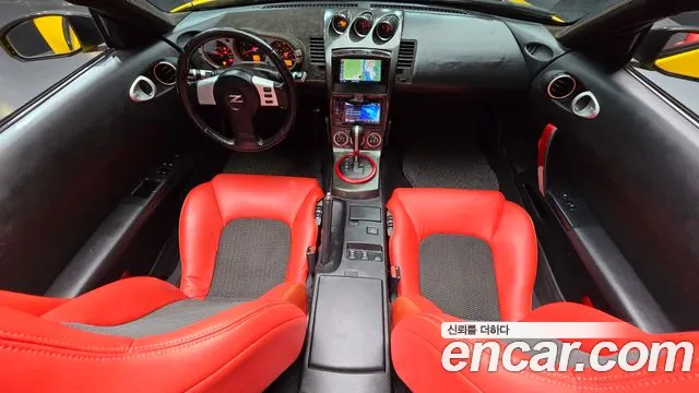 Nissan 350Z — интерьер