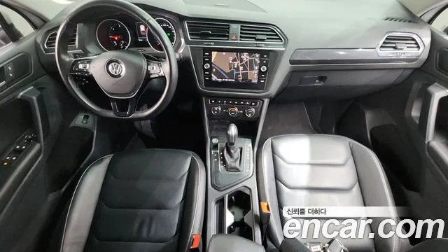 Volkswagen Tiguan — интерьер