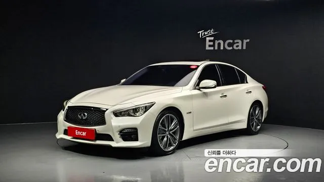 Infiniti Q50