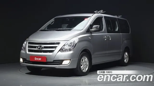 Hyundai Starex