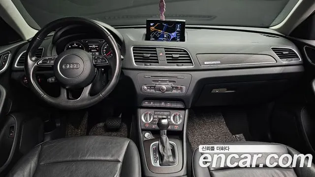 Audi Q3 — интерьер