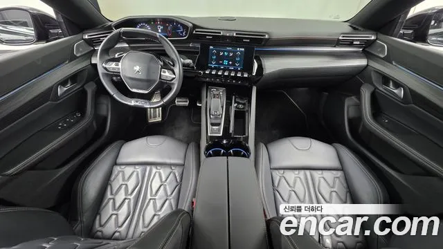 Peugeot 508 — интерьер