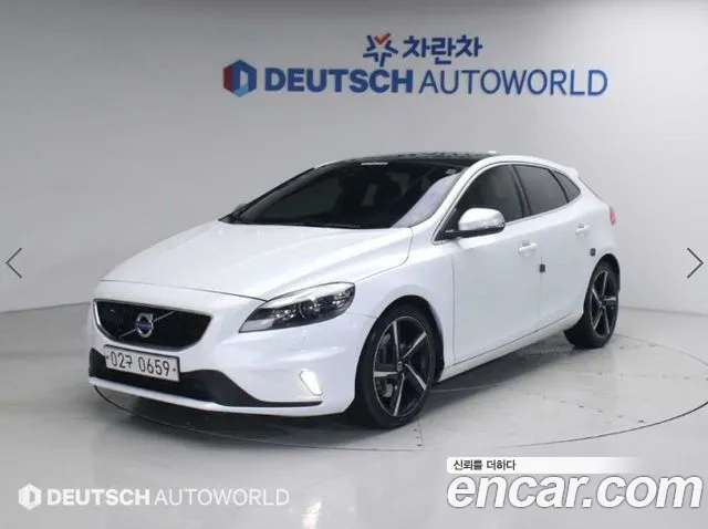 Volvo V40