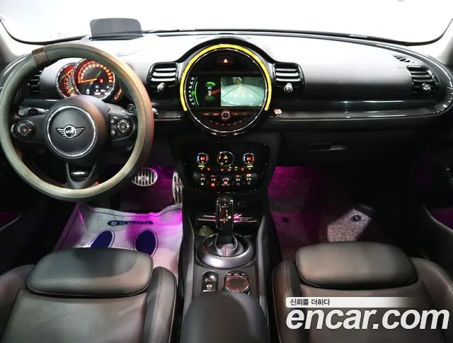 MINI Clubman — интерьер