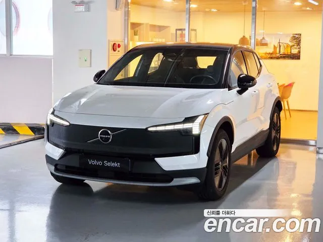 Volvo EX30