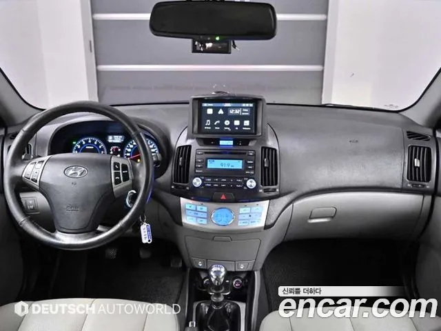 Hyundai Elantra — интерьер
