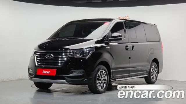Hyundai Starex