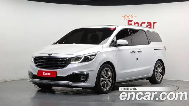 Kia Carnival — экстерьер