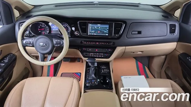 Kia Carnival — интерьер