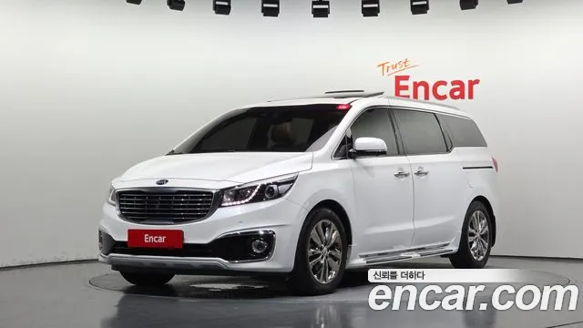 Kia Carnival — экстерьер