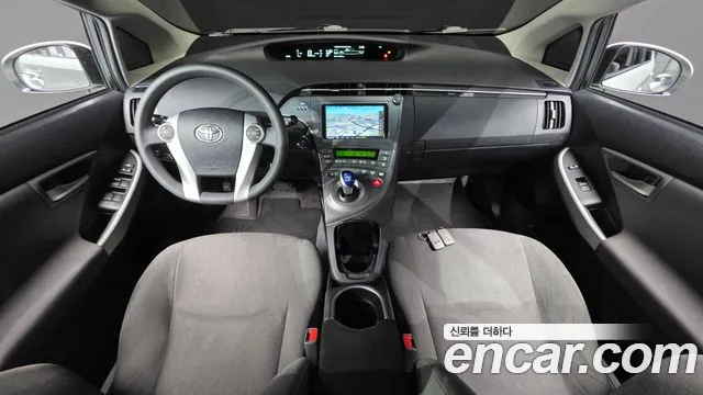 Toyota Prius — интерьер