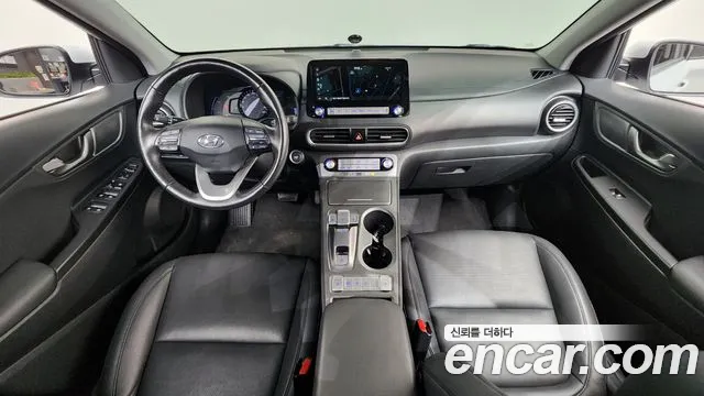 Hyundai Kona — интерьер