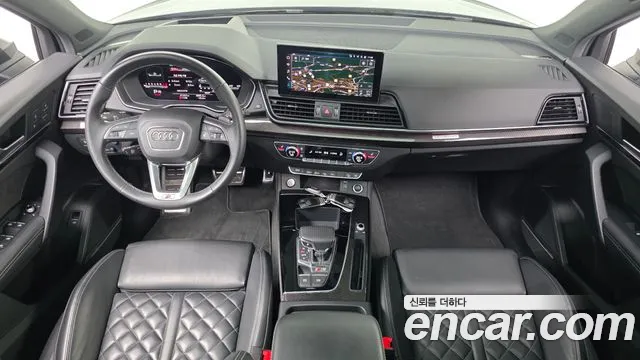 Audi SQ5 — интерьер