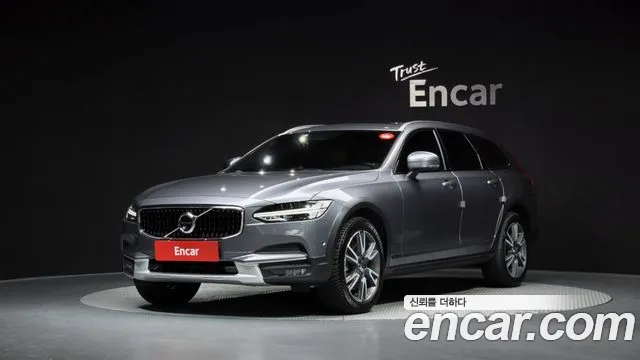 Volvo V90