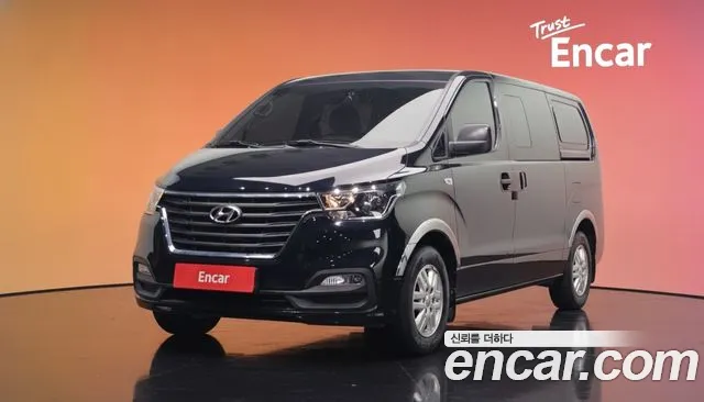 Hyundai Starex
