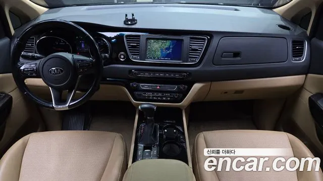 Kia Carnival — интерьер