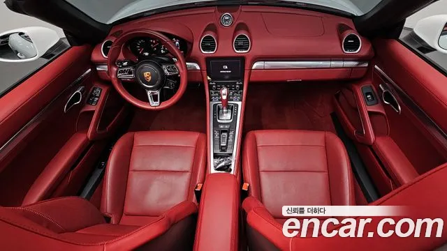 Porsche 718 — интерьер
