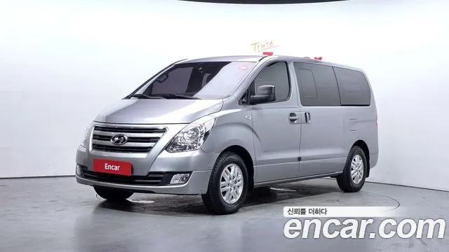 Hyundai Starex