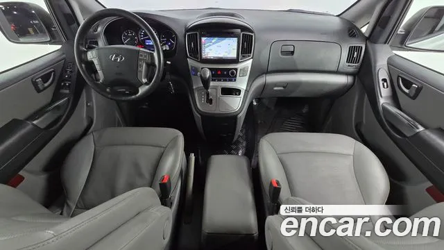Hyundai Starex — интерьер