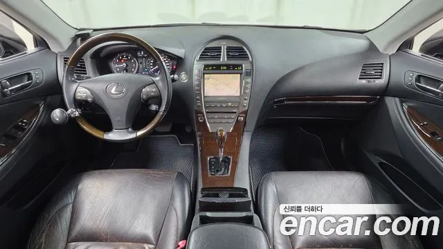 Lexus ES — интерьер
