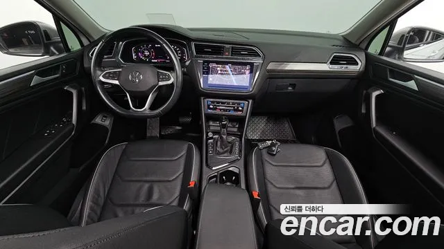 Volkswagen Tiguan — интерьер