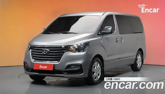 Hyundai Starex