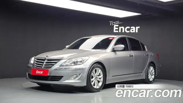 Hyundai Genesis