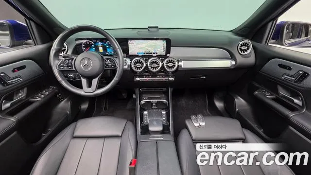 Mercedes-Benz GLB-класс — интерьер
