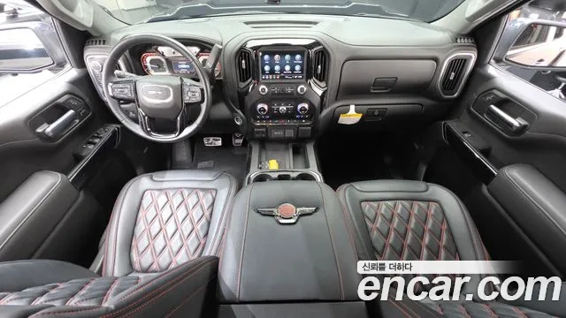 GMC Sierra — интерьер