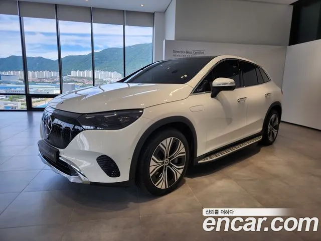 Mercedes-Benz EQE