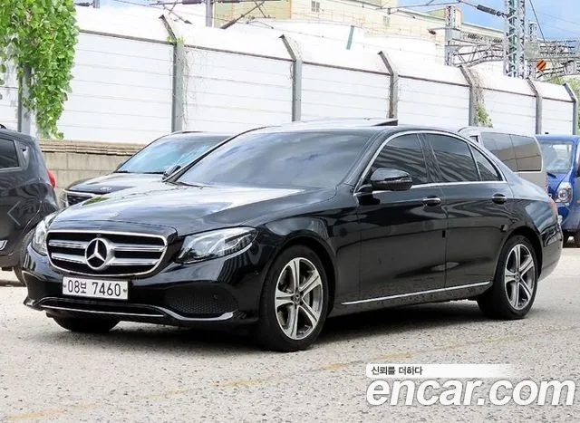 Mercedes-Benz E-класс