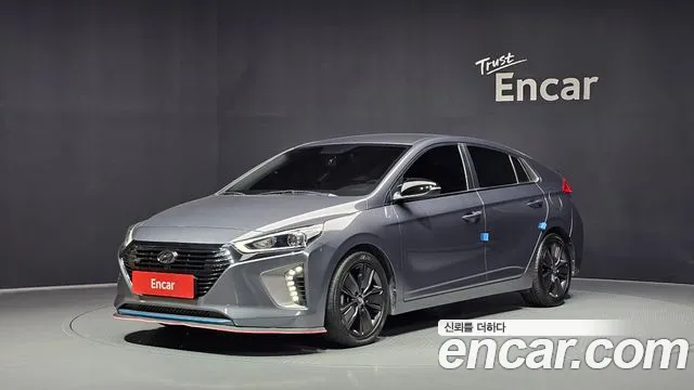 Hyundai Ioniq