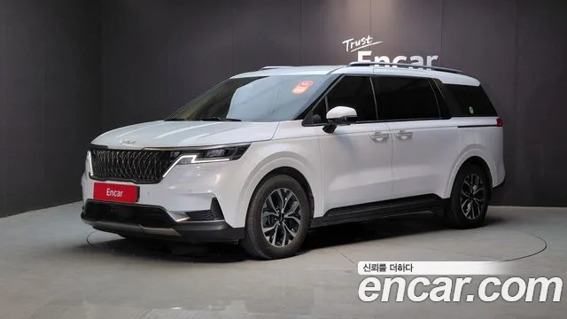 Kia Carnival — экстерьер