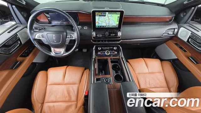 Lincoln Navigator — интерьер