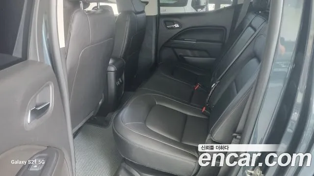 Chevrolet Korea Colorado — интерьер