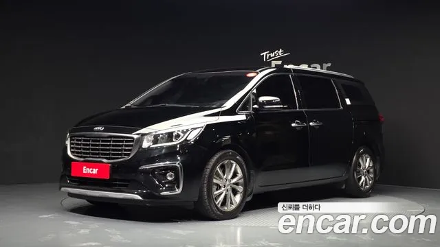 Kia Carnival — экстерьер